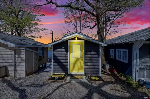 11751 W Pirates Roost Rd, Monticello, IN 47960