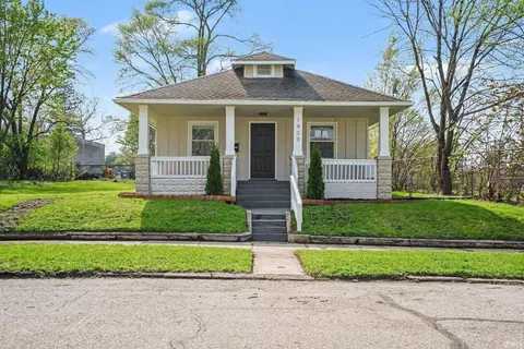 1909 S Lafayette Blvd, South Bend, IN 46613