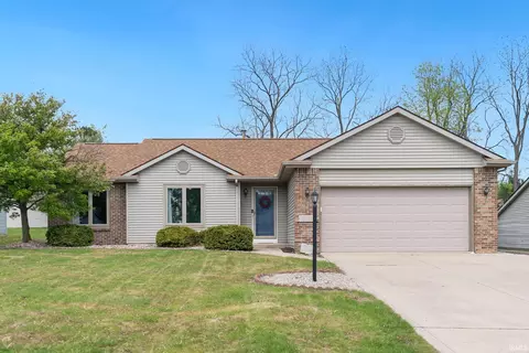 10710 Coneflower Dr, Fort Wayne, IN 46804