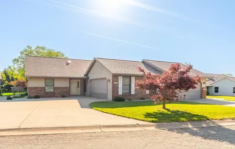 1009 E Sherbrooke Dr, Bloomington, IN 47401