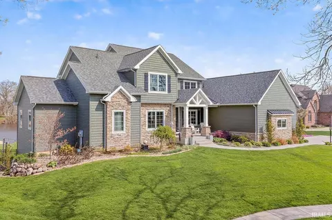 414 River Pointe Dr, Elkhart, IN 46514