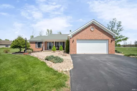 4853 Shenandoah Ct, Monticello, IN 47960