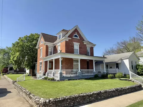 1329 E Market St, Logansport, IN 46947