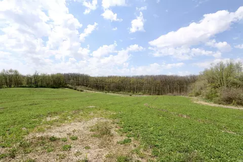 0000 N 100 E, Angola, IN 46703