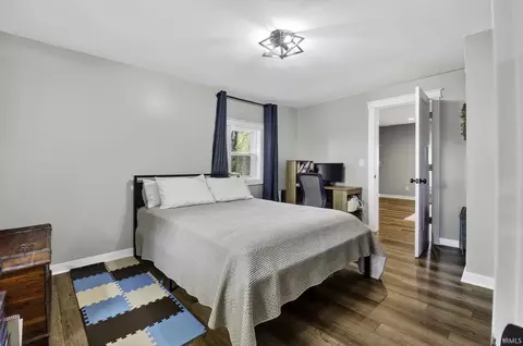 Bedroom - 3998 E 200 S, Bluffton, IN 46714 photo 1 of 4