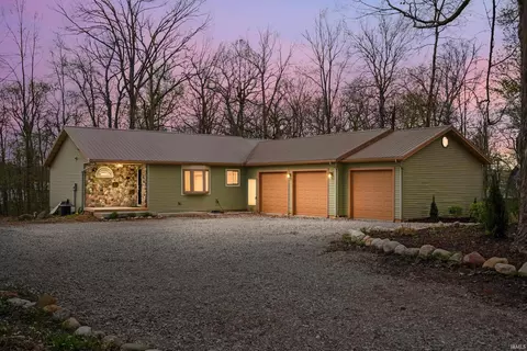 1080 N Shore Dr, Rome City, IN 46784