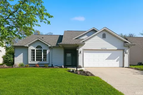 1226 Foxmoor Run, Fort Wayne, IN 46825