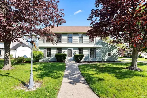 6025 Fitchburg Pl, Fort Wayne, IN 46815