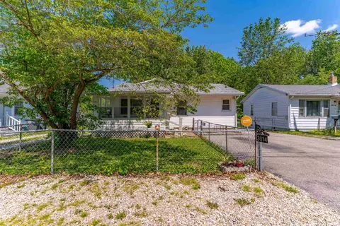 3014 Sweetser Ave, Evansville, IN 47714