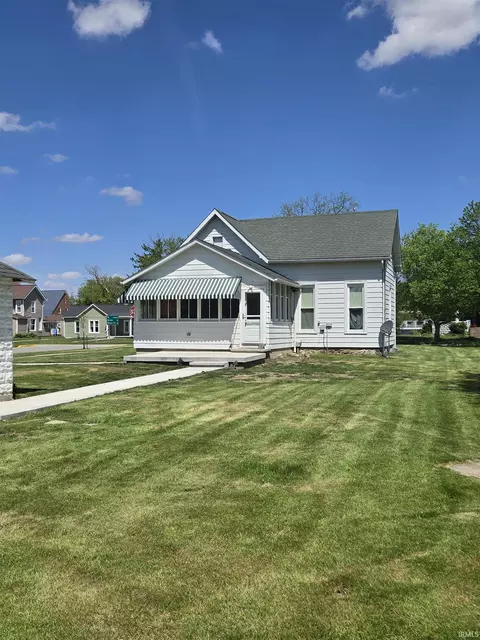 Exterior - 401 E 3rd St, Brookston, IN 47923 photo 2 of 6