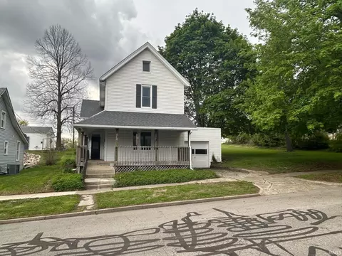 568 Buchanan St, Huntington, IN 46750
