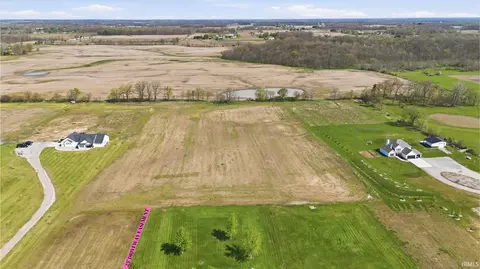 8 Bryie Rd # A, Churubusco, IN 46723