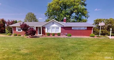 1524 W State Road 56 Rd, Jasper, IN 47546