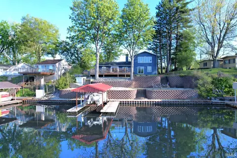 5162 E Quiet Water Ct, Monticello, IN 47960