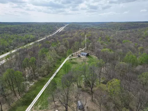 9045 E Pine Road Cmn, Bloomfield, IN 47424 photo 6