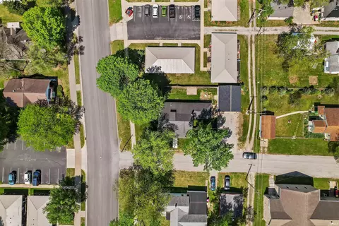 View/Area - 103 E Harrison St, Delphi, IN 46923 photo 3 of 4