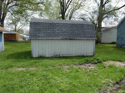 Exterior - 304 W Section St, Claypool, IN 46510 photo 5 of 8