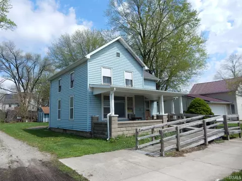 Exterior - 304 W Section St, Claypool, IN 46510 photo 2 of 8