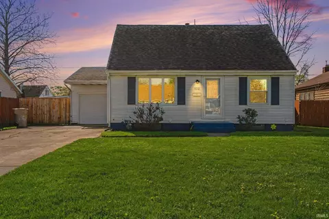132 Walton Ave, South Bend, IN 46619