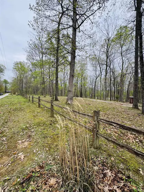 Tract 3 E Pine Road Common, Bloomfield, IN 47424
