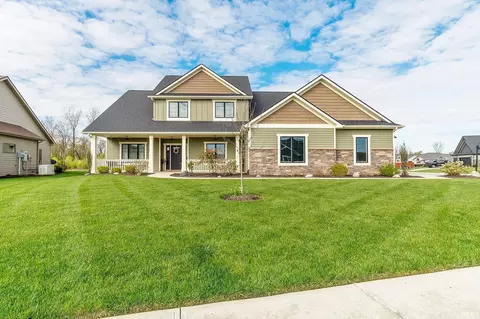 15293 Leo Creek Blvd, Leo, IN 46765