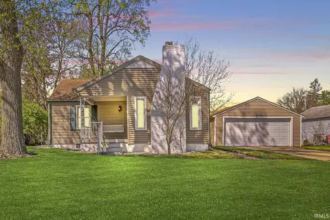 1001 S Lombardy Dr, South Bend, IN 46619