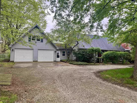 63461 Crumstown Hwy, North Liberty, IN 46554