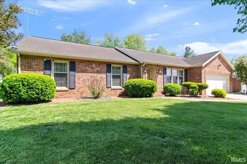 1116 N Main St, Princeton, IN 47670