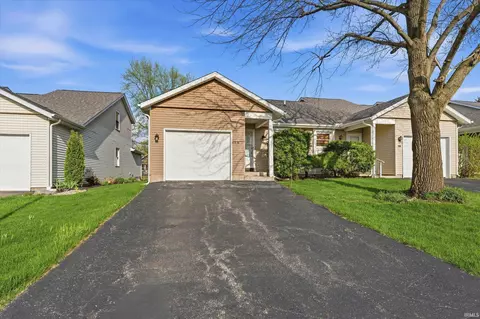 2022 Poppy Ct, Mishawaka, IN 46544