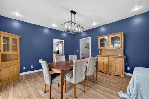 Dining - 630 S 9th St, Mitchell, IN 47446 photo 1 of 2