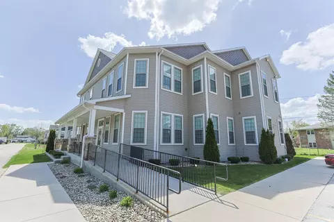 1017 Keenan Ct #21B, South Bend, IN 46615