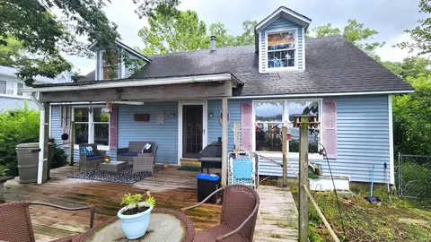 10959 E Tippecanoe Dr, Walkerton, IN 46574