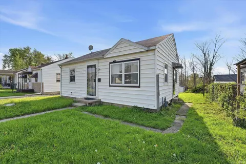 3505 S Main St, South Bend, IN 46614