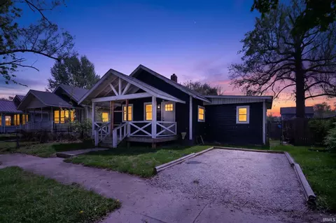 1617 W 3rd St, Marion, IN 46952