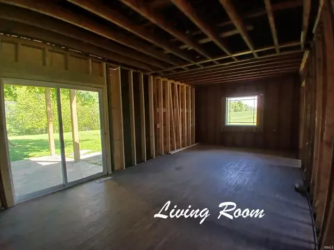 Living - 1569 Old Hwy 60 W, Mitchell, IN 47446 photo 2 of 2
