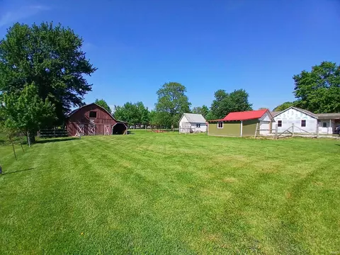 Exterior - 1569 Old Hwy 60 W, Mitchell, IN 47446 photo 12 of 16