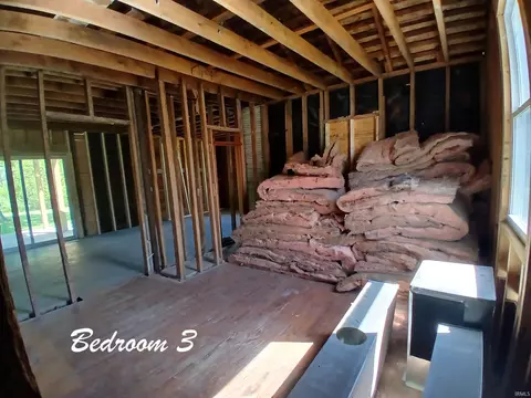 Bedroom - 1569 Old Hwy 60 W, Mitchell, IN 47446 photo 3 of 3