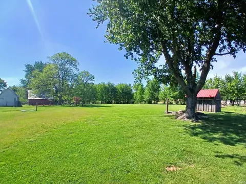 Exterior - 1569 Old Hwy 60 W, Mitchell, IN 47446 photo 7 of 16