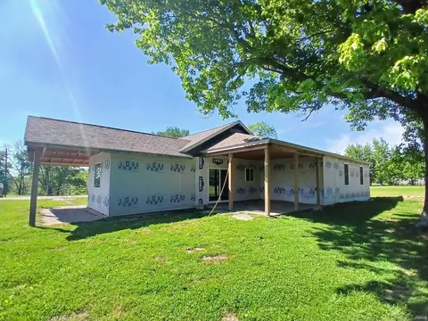 Exterior - 1569 Old Hwy 60 W, Mitchell, IN 47446 photo 4 of 16