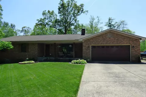 3813 Eastbrooke Dr, Evansville, IN 47711