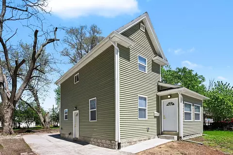 225 Milton St, South Bend, IN 46613