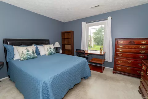 Bedroom - 16300 Hamilton St, Granger, IN 46530 photo 3 of 6