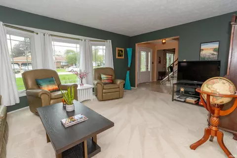 Living - 16300 Hamilton St, Granger, IN 46530 photo 1 of 2