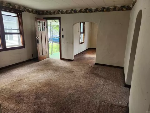 Living - 355 E North St, Dunkirk, IN 47336 photo 3 of 3