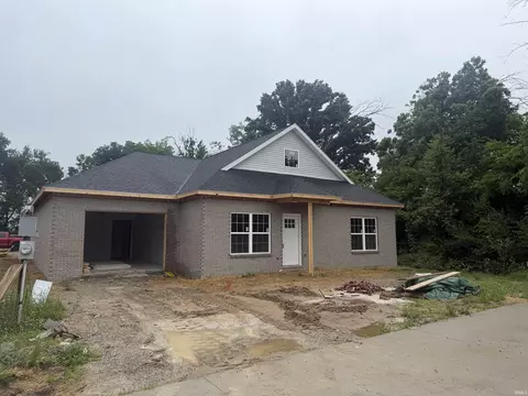 6703 Palm Dr, Evansville, IN 47715