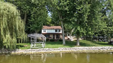 6240 S 085 W Messick Lk, Wolcottville, IN 46795