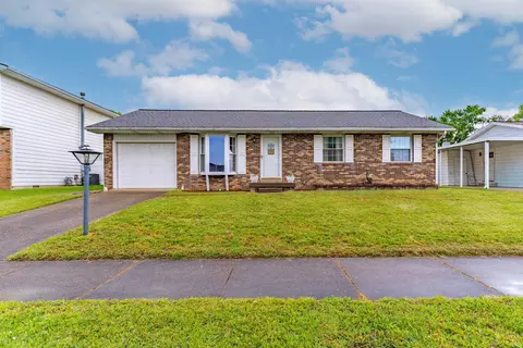 1113 Lohoff Ave, Evansville, IN 47710