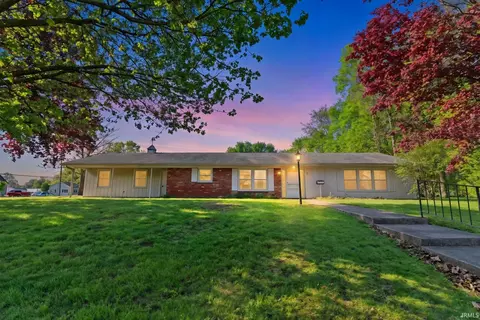 103 E College Ave, North Manchester, IN 46962