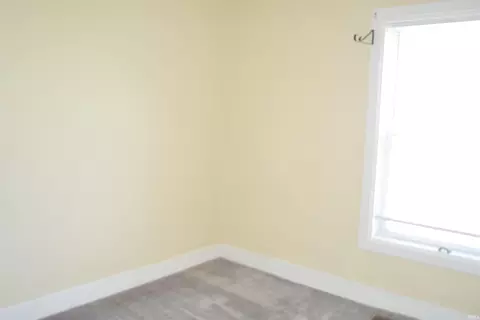 Bedroom - 1113 W Oak St, Mitchell, IN 47446 photo 4 of 5