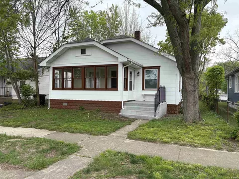 1800 W 13th St, Muncie, IN 47302